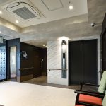 ③サ高住　エントランスホール